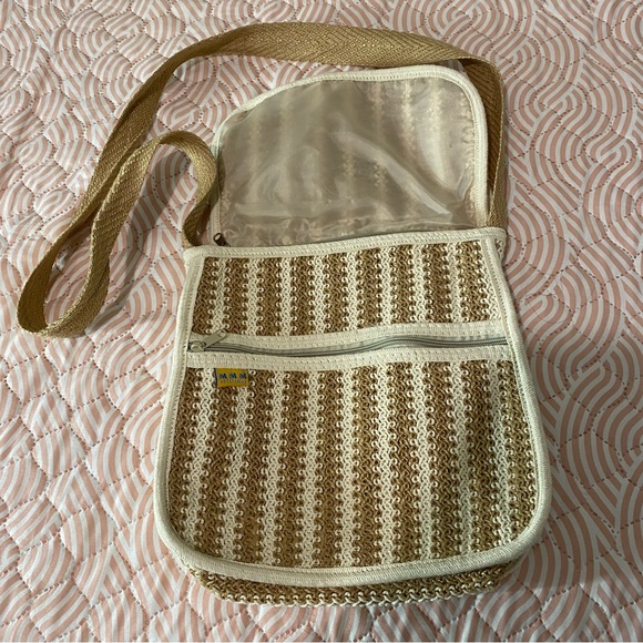 M.M.M Artesanias Bags being tan white made in Mexico - Picture 4 of 11